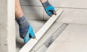 Zalety odpływu liniowego do umywalki i jak prawidłowo go zamontować
