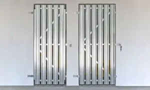 Jak zrobić drzwi metalowe do piwnicy - proste kroki i materiały