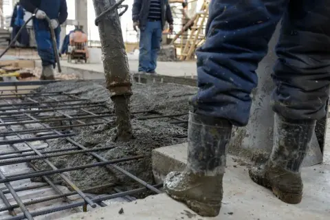 Ile kosztuje worek cementu? Zobacz aktualne ceny i porady zakupowe