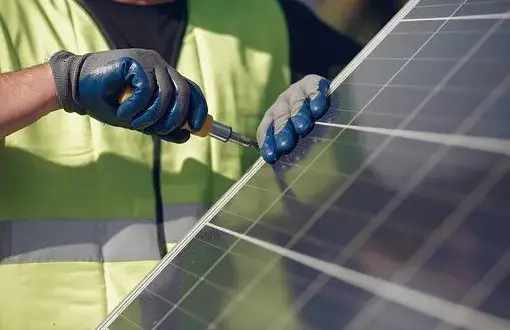 Ile paneli potrzebujesz do instalacji 1 kWp? Sprawdź to teraz!