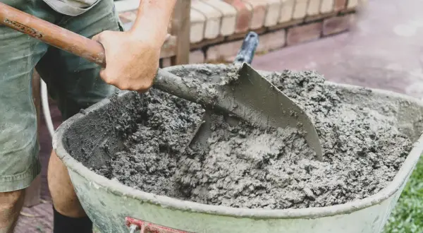 25 kg cementu ile to litrów? Zaskakujące przeliczenie, którego nie znasz!